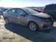 ✅ 2019 Chevrolet Cruze LT • VIN: 1G1BE5SM0K7110959 • Lot: 67420232. Wystawiony na Copart z przebiegiem 90 178 mil mil. Skorzystaj z bezpłatnego archiwum sprzedaży aukcyjnych z USA i zobacz szczegółowy raport historii pojazdu na DreamBid. Zdjęcie 4.