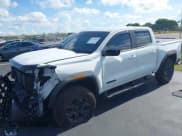 ✅ 2023 GMC Canyon 2WD Elevation • VIN: 1GTP5BEK3P1251346 • Lot: 42573813. Wystawiony na IAAI z przebiegiem Nie podano. Bezpłatny archiwum sprzedaży aukcyjnych z USA i szczegółowy raport historii pojazdu na DreamBid. Zdjęcie 17.