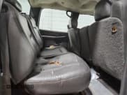 ✅ 2003 Chevrolet Silverado 2500HD LS • VIN: 1GCHK23U53F205984 • Lot: 93375735. Wystawiony na Copart z przebiegiem 170 525 mil. Bezpłatny archiwum sprzedaży aukcyjnych z USA i szczegółowy raport historii pojazdu na DreamBid. Zdjęcie 10.