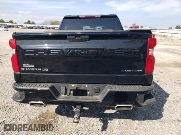 ✅ 2019 Chevrolet Silverado 1500 Custom Trail Boss • VIN: 3GCPYCEF4KG207110 • Lot: 71401624. Wystawiony na Copart z przebiegiem 79 921 mil. Bezpłatny archiwum sprzedaży aukcyjnych z USA i szczegółowy raport historii pojazdu na DreamBid. Zdjęcie 6.