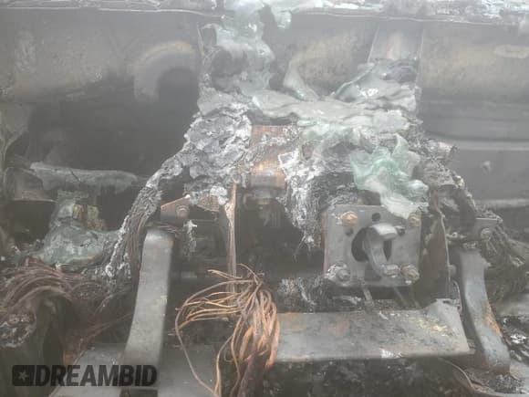 ✅ 1995 Chevrolet Silverado 2500 • VIN: 1GCGC29N1SE149202 • Lot: 66687615. Wystawiony na Copart z przebiegiem Nie podano. Bezpłatny archiwum sprzedaży aukcyjnych z USA i szczegółowy raport historii pojazdu na DreamBid. Zdjęcie 9.