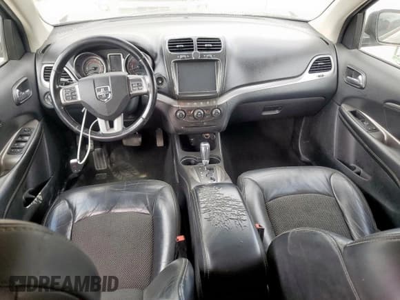 ✅ 2019 Dodge Journey Crossroad • VIN: 3C4PDCGG8KT820436 • Lot: 92599525. Listed on Copart with 173,637 mi. Free auction sales archive from the USA and detailed vehicle history report at DreamBid. Image 8.