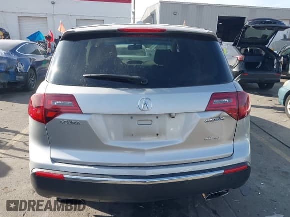 ✅ 2012 Acura MDX • VIN: 2HNYD2H2XCH545299 • Lot: 43634990. Listed on IAAI with 129,957 mi. Free auction sales archive from the USA and detailed vehicle history report at DreamBid. Image 16.