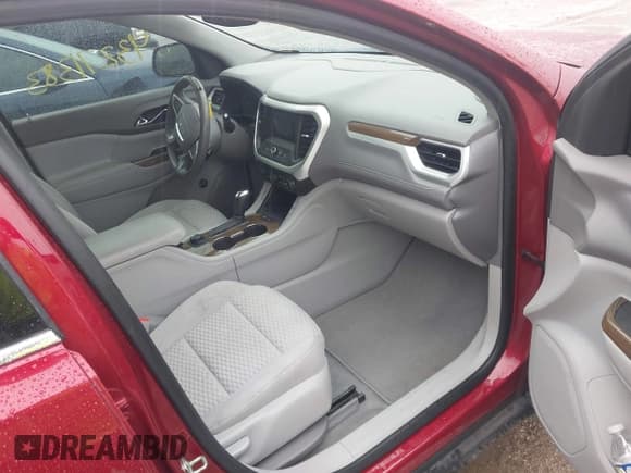 ✅ 2019 GMC Acadia SLE • VIN: 1GKKNLLS2KZ170002 • Lot: 43271383. Listed on IAAI with 85,950 mi. Free auction sales archive from the USA and detailed vehicle history report at DreamBid. Image 5.