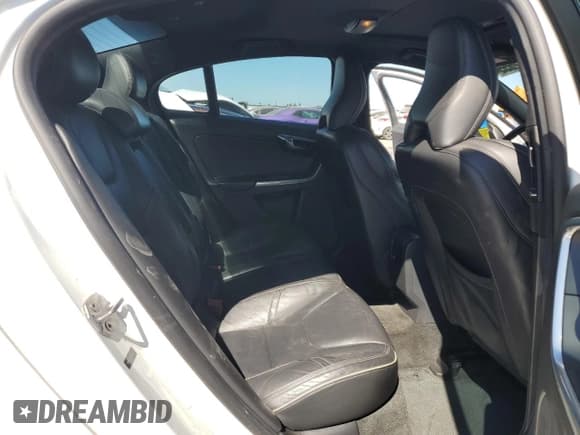 ✅ 2016 Volvo S60 T6 Drive-E R-Design Platinum • VIN: YV149MTS6G2414579 • Lot: 69432655. Listed on Copart with 179,080 mi. Free auction sales archive from the USA and detailed vehicle history report at DreamBid. Image 10.