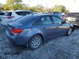 ✅ 2014 Chevrolet Cruze LS • VIN: 1G1PA5SH7E7392669 • Lot: 85942515. Listed on Copart with 141,483 mi. Free auction sales archive from the USA and detailed vehicle history report at DreamBid. Image 3.