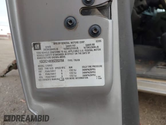 ✅ 2005 Chevrolet Silverado 1500 Work Truck • VIN: 1GCEC14X95Z253704 • Lot: 43699551. Listed on IAAI with 170,841 mi. Free auction sales archive from the USA and detailed vehicle history report at DreamBid. Image 9.