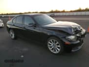 ✅ 2015 BMW 3 Series 320i • VIN: WBA3B1G51FNT07328 • Lot: 92061555. Wystawiony na Copart z przebiegiem 91 759 mil. Bezpłatny archiwum sprzedaży aukcyjnych z USA i szczegółowy raport historii pojazdu na DreamBid. Zdjęcie 4.