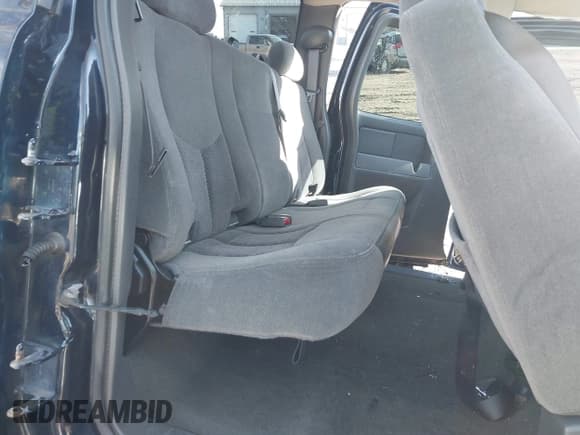 ✅ 2007 Chevrolet Silverado 1500 Work Truck • VIN: 1GCEK19Z37E154898 • Lot: 41125458. Listed on IAAI with 155,253 mi. Free auction sales archive from the USA and detailed vehicle history report at DreamBid. Image 8.