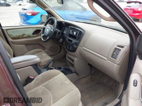 ✅ 2001 Mazda Tribute LX • VIN: 4F2CU08141KM10269 • Лот: 42138704. Опубликован ранее на IAAI с пробегом 166 825 миль. Бесплатный доступ к архиву аукционных продаж из США и подробный отчёт об истории автомобиля на DreamBid. Изображение 5.