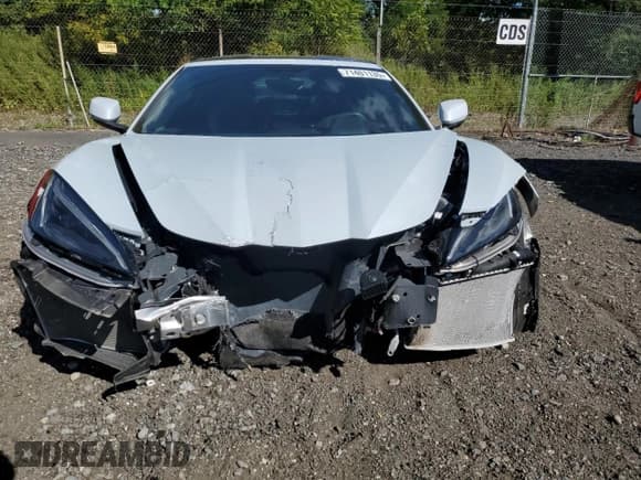 ✅ 2022 Chevrolet Corvette 2LT • VIN: 1G1YB2D46N5123309 • Lot: 91877715. Wystawiony na Copart z przebiegiem 10 132 mil. Bezpłatny archiwum sprzedaży aukcyjnych z USA i szczegółowy raport historii pojazdu na DreamBid. Zdjęcie 5.