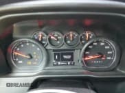 ✅ 2020 Chevrolet Silverado 1500 Custom Trail Boss • VIN: 1GCRYCEH1LZ368350 • Lot: 60545505. Wystawiony na Copart z przebiegiem 65 574 mil. Bezpłatny archiwum sprzedaży aukcyjnych z USA i szczegółowy raport historii pojazdu na DreamBid. Zdjęcie 9.