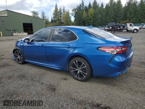2018 Toyota Camry Hybrid XLE z VIN 4T1B21HK8JU004995, wystawiony jako Copart lot #84915895 z przebiegiem 98 549 mil mil oraz Szkoda całkowita • Salvage title. Historia ofert i sprzedaży dostępna na DreamBid. Obrazek 2.