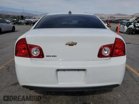 ✅ 2012 Chevrolet Malibu 1LS • VIN: 1G1ZB5E01CF241860 • Lot: 86106485. Listed on Copart with 81,758 mi. Free auction sales archive from the USA and detailed vehicle history report at DreamBid. Image 6.