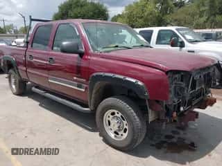 2003 Chevrolet Silverado 2500HD LS с VIN 1GCHK23U73F181039, выставлен на аукционе IAAI как лот 42962397 с пробегом 220 959 миль миль и . История ставок и продаж доступна на DreamBid. Изображение 1.