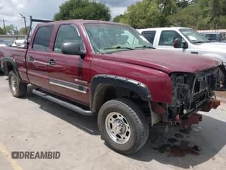 ✅ 2003 Chevrolet Silverado 2500HD LS • VIN: 1GCHK23U73F181039 • Lot: 42962397. Listed on IAAI with 220,959 mi. Free auction sales archive from the USA and detailed vehicle history report at DreamBid. Image 1.