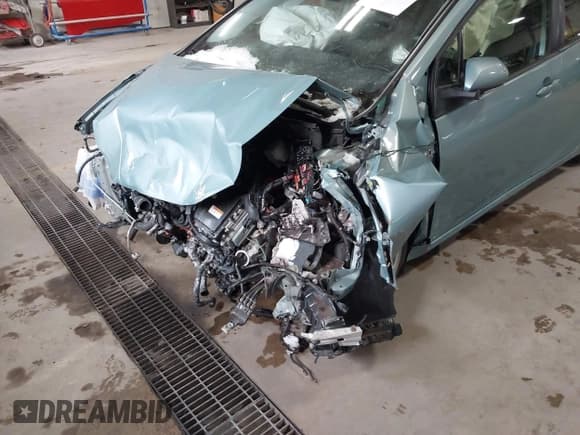 ✅ 2021 Toyota Prius LE • VIN: JTDL9MFU5M3025260 • Lot: 41374329. Listed on IAAI with Not provided. Free auction sales archive from the USA and detailed vehicle history report at DreamBid. Image 6.