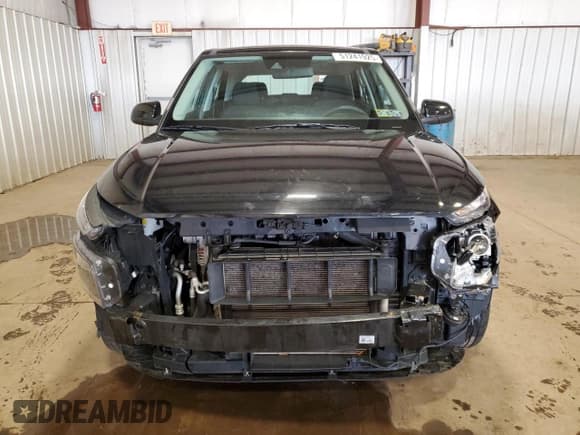 ✅ 2022 Hyundai Venue SE • VIN: KMHRB8A39NU142464 • Lot: 51241925. Listed on Copart with 75,018 mi. Free auction sales archive from the USA and detailed vehicle history report at DreamBid. Image 5.