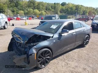 ✅ 2022 Cadillac CT4 Premium Luxury • VIN: 1G6DF5RL3N0118192 • Лот: 43351686. Опубликован ранее на IAAI с пробегом 23 425 миль. Бесплатный доступ к архиву аукционных продаж из США и подробный отчёт об истории автомобиля на DreamBid. Изображение 2.