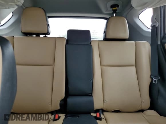 ✅ 2016 Toyota RAV4 Limited • VIN: 2T3DFREV9GW492686 • Lot: 86533425. Listed on Copart with 145,047 mi. Free auction sales archive from the USA and detailed vehicle history report at DreamBid. Image 10.