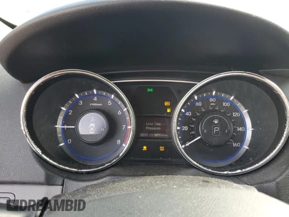 ✅ 2014 Hyundai Sonata GLS • VIN: 5NPEB4AC9EH936676 • Lot: 75509314. Listed on Copart with 151,895 mi. Free auction sales archive from the USA and detailed vehicle history report at DreamBid. Image 9.