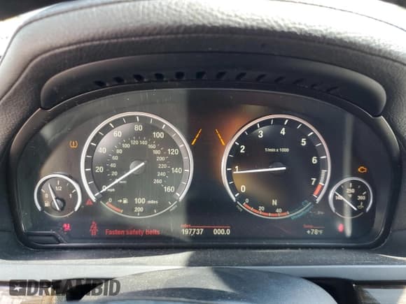 ✅ 2011 BMW 7 Series 750Li • VIN: WBAKB8C55BCY66557 • Lot: 71077225. Listed on Copart with 197,737 mi. Free auction sales archive from the USA and detailed vehicle history report at DreamBid. Image 9.