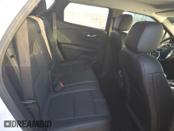 ✅ 2020 Chevrolet Blazer LT • VIN: 3GNKBJRS4LS633179 • Лот: 82513845. Опубликован ранее на Copart с пробегом 69 682 миль. Бесплатный доступ к архиву аукционных продаж из США и подробный отчёт об истории автомобиля на DreamBid. Изображение 11.