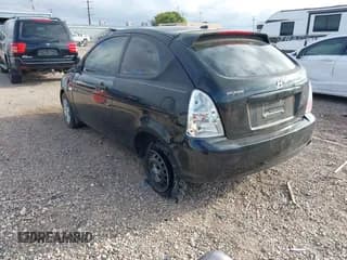 ✅ 2009 Hyundai Accent Auto GS • VIN: KMHCM36C39U118100 • Lot: 43287342. Wystawiony na IAAI z przebiegiem 134 356 mil. Bezpłatny archiwum sprzedaży aukcyjnych z USA i szczegółowy raport historii pojazdu na DreamBid. Zdjęcie 3.