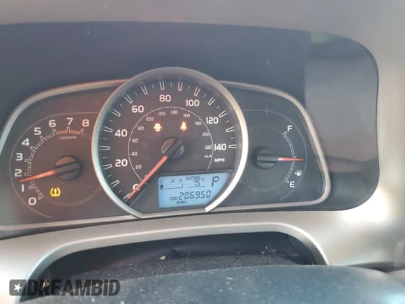 ✅ 2013 Toyota RAV4 XLE • VIN: 2T3WFREV4DW063721 • Lot: 90141295. Listed on Copart with 206,950 mi. Free auction sales archive from the USA and detailed vehicle history report at DreamBid. Image 9.