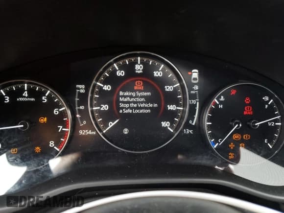 ✅ 2023 Mazda 3 S Premium • VIN: JM1BPAMM2P1620053 • Lot: 48054975. Listed on Copart with 9,254 mi. Free auction sales archive from the USA and detailed vehicle history report at DreamBid. Image 9.