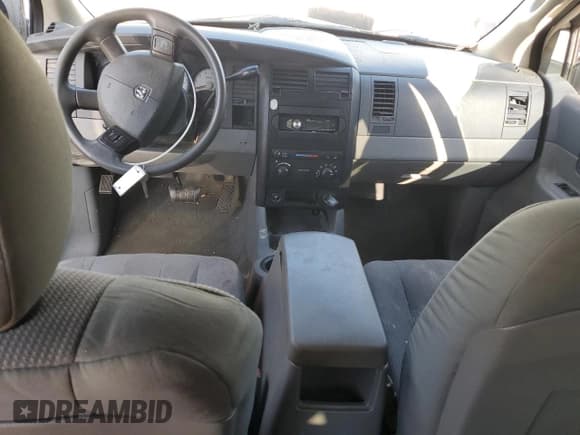 ✅ 2005 Dodge Durango SXT • VIN: 1D4HD38N25F545441 • Лот: 82235575. Опубликован ранее на Copart с пробегом 245 131 миль. Бесплатный доступ к архиву аукционных продаж из США и подробный отчёт об истории автомобиля на DreamBid. Изображение 8.