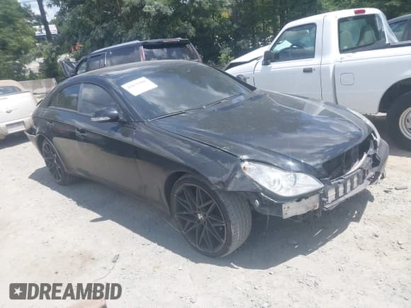 ✅ 2007 Mercedes-Benz CLS 550 • VIN: WDDDJ72X57A083291 • Lot: 42839486. Listed on IAAI with 223,609 mi. Free auction sales archive from the USA and detailed vehicle history report at DreamBid. Image 1.