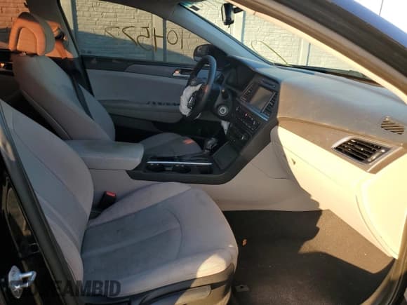 ✅ 2016 Hyundai Sonata SE • VIN: 5NPE24AFXGH356981 • Lot: 63149642. Listed on Copart with 104,577 mi. Free auction sales archive from the USA and detailed vehicle history report at DreamBid. Image 5.