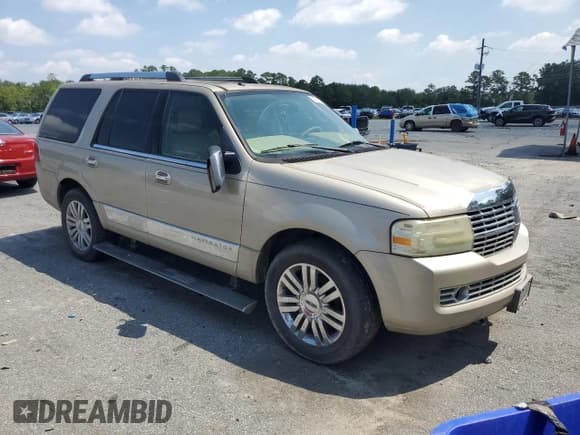 ✅ 2007 Lincoln Navigator • VIN: 5LMFU27567LJ16638 • Lot: 69961075. Wystawiony na Copart z przebiegiem 363 269 mil. Bezpłatny archiwum sprzedaży aukcyjnych z USA i szczegółowy raport historii pojazdu na DreamBid. Zdjęcie 4.