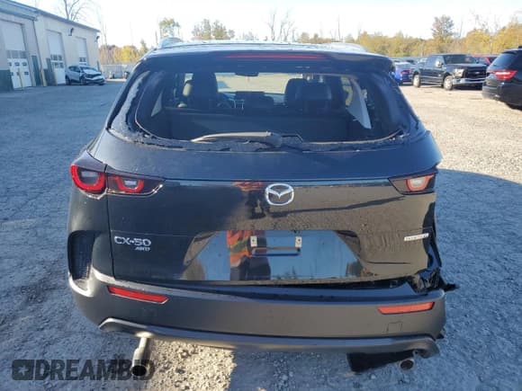 ✅ 2024 Mazda CX-50 S Select • VIN: 7MMVABAM7RN239500 • Lot: 86159735. Wystawiony na Copart z przebiegiem 4 515 mil. Bezpłatny archiwum sprzedaży aukcyjnych z USA i szczegółowy raport historii pojazdu na DreamBid. Zdjęcie 6.