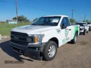 ✅ 2018 Ford F-150 XL • VIN: 1FTMF1CB3JKE97392 • Lot: 43264387. Wystawiony na IAAI z przebiegiem 163 656 mil. Bezpłatny archiwum sprzedaży aukcyjnych z USA i szczegółowy raport historii pojazdu na DreamBid. Zdjęcie 6.