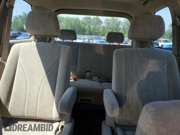 ✅ 2001 Mazda MPV DX • VIN: JM3LW28G810214297 • Lot: 59667415. Wystawiony na Copart z przebiegiem 124 708 mil. Bezpłatny archiwum sprzedaży aukcyjnych z USA i szczegółowy raport historii pojazdu na DreamBid. Zdjęcie 10.