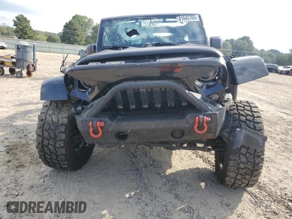 ✅ 2018 Jeep Wrangler Unlimited Sahara • VIN: 1C4HJWEG4JL873243 • Лот: 81642765. Опубликован ранее на Copart с пробегом 95 296 миль. Бесплатный доступ к архиву аукционных продаж из США и подробный отчёт об истории автомобиля на DreamBid. Изображение 5.