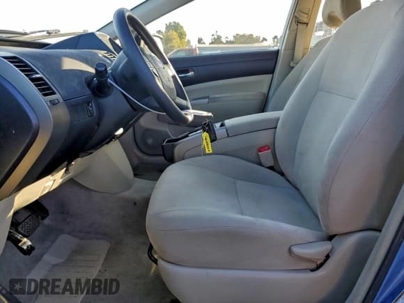 ✅ 2007 Toyota Prius • VIN: JTDKB20UX77668228 • Lot: 94739475. Listed on Copart with 191,679 mi. Free auction sales archive from the USA and detailed vehicle history report at DreamBid. Image 7.