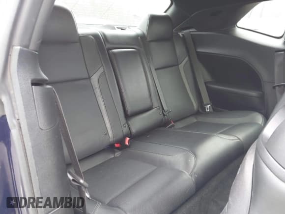 ✅ 2015 Dodge Challenger SXT Plus • VIN: 2C3CDZBG0FH719001 • Lot: 43750836. Wystawiony na IAAI z przebiegiem 78 492 mil. Bezpłatny archiwum sprzedaży aukcyjnych z USA i szczegółowy raport historii pojazdu na DreamBid. Zdjęcie 8.