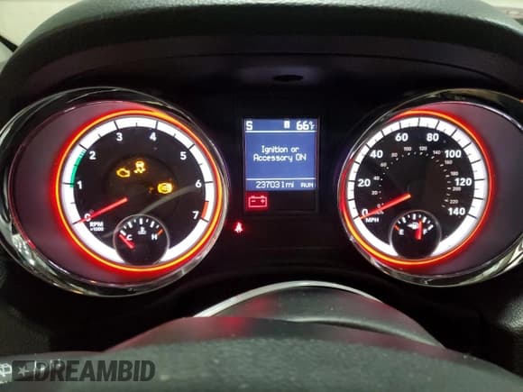 ✅ 2013 Dodge Durango Citadel • VIN: 1C4RDJEG3DC677586 • Lot: 55267455. Listed on Copart with 237,031 mi. Free auction sales archive from the USA and detailed vehicle history report at DreamBid. Image 9.