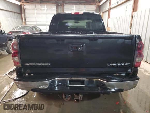 ✅ 2004 Chevrolet Silverado 1500 Z71 • VIN: 1GCEK19T04E361286 • Лот: 78516434. Опубликован ранее на Copart с пробегом 318 361 миль. Бесплатный доступ к архиву аукционных продаж из США и подробный отчёт об истории автомобиля на DreamBid. Изображение 6.