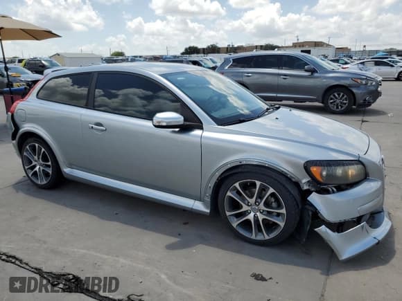 ✅ 2009 Volvo C30 • VIN: YV1MK672592123729 • Lot: 64004194. Wystawiony na Copart z przebiegiem 124 853 mil. Bezpłatny archiwum sprzedaży aukcyjnych z USA i szczegółowy raport historii pojazdu na DreamBid. Zdjęcie 4.