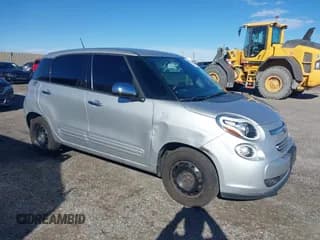 ✅ 2015 FIAT 500L Pop • VIN: ZFBCFAAH5FZ033458 • Lot: 43759385. Listed on IAAI with 137,192 mi. Free auction sales archive from the USA and detailed vehicle history report at DreamBid. Image 1.