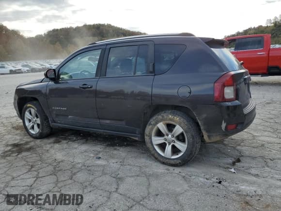 ✅ 2014 Jeep Compass Latitude • VIN: 1C4NJDEB6ED735120 • Lot: 89876965. Listed on Copart with 144,812 mi. Free auction sales archive from the USA and detailed vehicle history report at DreamBid. Image 2.
