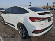 ✅ 2023 Audi Q4 e-tron Sportback Premium Plus • VIN: WA132BFZ4PP079760 • Lot: 43279455. Wystawiony na Copart z przebiegiem 9 754 mil. Bezpłatny archiwum sprzedaży aukcyjnych z USA i szczegółowy raport historii pojazdu na DreamBid. Zdjęcie 2.