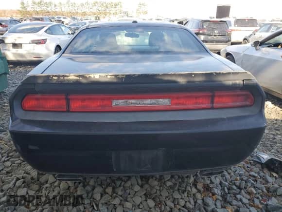 ✅ 2012 Dodge Challenger SXT Plus • VIN: 2C3CDYAG2CH259329 • Lot: 91780585. Wystawiony na Copart z przebiegiem 164 670 mil. Bezpłatny archiwum sprzedaży aukcyjnych z USA i szczegółowy raport historii pojazdu na DreamBid. Zdjęcie 6.