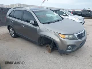 ✅ 2013 Kia Sorento EX • VIN: 5XYKU4A26DG412282 • Lot: 42634205. Listed on IAAI with 251,202 mi. Free auction sales archive from the USA and detailed vehicle history report at DreamBid. Image 1.