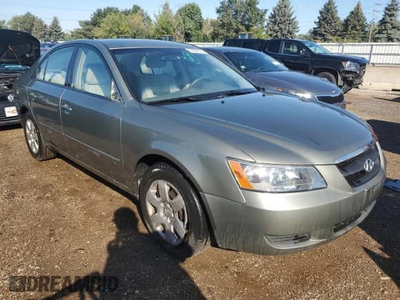2008 Hyundai Sonata GLS z VIN 5NPET46C18H321453, wystawiony jako Copart lot #72000124 z przebiegiem 132 779 mil mil oraz Szkoda całkowita • Salvage title. Historia ofert i sprzedaży dostępna na DreamBid. Obrazek 4.