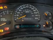 ✅ 2006 Chevrolet Silverado 2500HD Work Truck • VIN: 1GCHC23UX6F139191 • Лот: 42126165. Опубликован ранее на Copart с пробегом 311 668 миль. Бесплатный доступ к архиву аукционных продаж из США и подробный отчёт об истории автомобиля на DreamBid. Изображение 9.